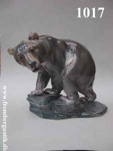 Landbj�rn, - 24.0 cm. - 2700.-
