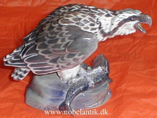 Fiske�rn med fisk nr 1290 - L.21 cm 4800 Kr.
