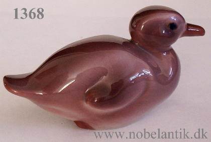 �lling. H. 7,5 cm.  kr 1050.-